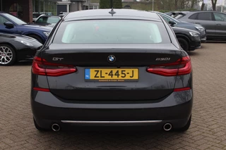 BMW 6 Serie BMW 6 Serie Gran Turismo 630i High Exe. Edition 68.661 km! / Panoramadak / 360Camera / Head-up / Luchtvering / 20'' / Luxe Leder / Safety Pack / Luxury Line / Navigatie / Stoelverwarming - afbeelding nr 15