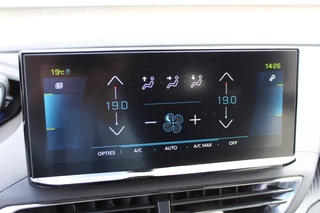 Peugeot 3008 Peugeot 3008 1.6 HYbrid 225 Allure | Navigatie | Led | Bluetooth | Camera | All-Season - afbeelding nr 17
