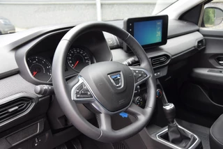 Dacia Sandero Dacia Sandero 1.0 TCe 90 Comfort | Parkeer sensoren | Cruise control | Achteruitrijcamera | - afbeelding nr 10