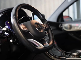 Mercedes-Benz GLC Mercedes-Benz GLC-klasse Coupé 300 4MATIC AMG 63 Look / Lane Assist / Leder / F1 / Sfeerverlichting / Camera / Led / Pdc / 20 Inch - afbeelding nr 7