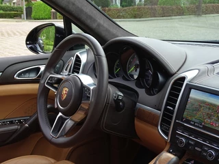 Porsche Cayenne Porsche Cayenne 3.0 S E-Hybrid 333PK PDK Sport Design / 2015 / LED *NAP* - afbeelding nr 53