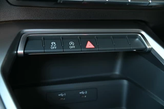 Audi A3 Audi A3 Sportback 30 TFSI S-LINE|CARPLAY|VIRTUAL|19