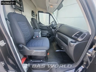 Iveco Daily Iveco Daily 35S16 L2H2 3,5t Trekhaak Airco Cruise Camera Parkeersensoren Euro6 L2 11m3 Airco Trekhaak Cruise control - afbeelding nr 12