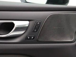 Volvo S60 Volvo S60 T6 PLUG-IN HYBRID LONG RANGE ULTIMATE DARK 360GR CAMERA HEAD-UP - afbeelding nr 12