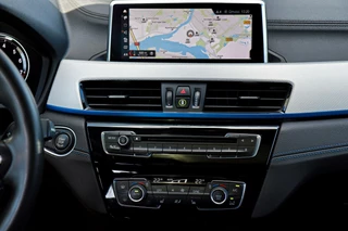 BMW X2 BMW X2 sDrive18i M-Sport M-Pakket /LED/PANODAK/KEYLESS/CAMERA/STOELVERW./TREKHAAK! - afbeelding nr 10