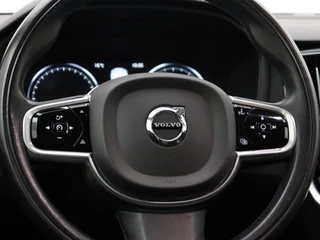 Volvo V60 Volvo V60 B3 AUT(8) MOMENTUM+ HARMAN KARDON LEDER ACC BLIS KEYLESS - afbeelding nr 28