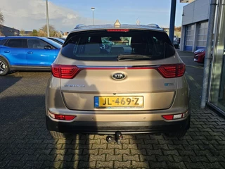 Kia Sportage Kia Sportage 1.6 GDI First Edition 1ste eigenaar | Zéér netjes! | Trekhaak | Cruise control | Camera | Navigatie | Lane assist | Led dagrijverlichting etc. - afbeelding nr 4