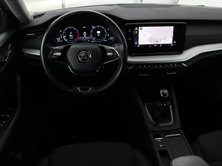 Škoda Octavia Skoda Octavia Combi 1.0 TSI Business Edition | Stoelverwarming |  Trekhaak | Adaptive cruise | Elektrische achterklep | Carplay | Sfeerverlichting - afbeelding nr 3