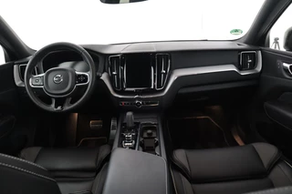 Volvo XC60 Luchtvering, Stoelverwarming, Panorama, Apple Carplay, - afbeelding nr 20