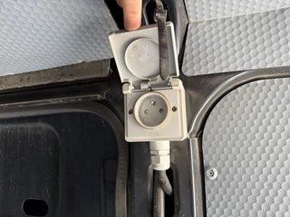 Iveco Daily Iveco Daily 50C18 3.0 3.0 Automaat Luchtvering Dubbellucht L2H2 Climate Control Cruise Control Trekhaak Camera - afbeelding nr 12