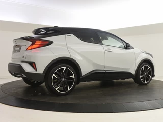 Toyota C-HR Toyota C-HR 1.8 Hybrid GR-Sport - afbeelding nr 4