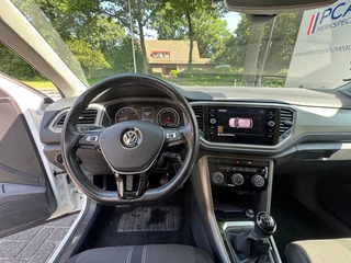 Volkswagen T-Roc Volkswagen T-Roc 1.0 TSI Style Airco/Lichtmetalen velgen/Navi/Apple Carplay - afbeelding nr 13