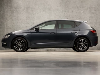 SEAT Leon (APPLE CARPLAY, NAVIGATIE, CLIMATE, KEYLESS START, GETINT GLAS, SPORTSTOELEN, ARMSTEUN, PARKEERSENSOREN, CRUISE, LM VELGEN, NIEUWE APK, NIEUWSTAAT) - afbeelding nr 2