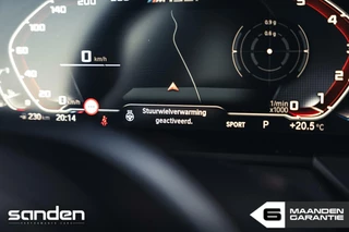 BMW 1 Serie BMW 1-serie M135i xDrive|individual color|H&R|gele DRL|concaver - afbeelding nr 65