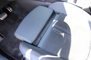 Ford Kuga Ford Kuga 2.5 PHEV ST-Line X | Technology Pack | Winterpack | AGR | Head-up | BLIS | Navigatie - afbeelding nr 27