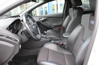 Ford Focus Ford Focus 2.3 RS  | Dealeronderhouden | Winterpack | Comforstoelen | Launch Control | - afbeelding nr 8