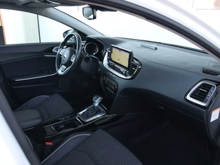 Kia XCeed Kia XCeed 1.6 GDi PHEV DynamicPlusLine | Panoramadak | Trekhaak | - afbeelding nr 31