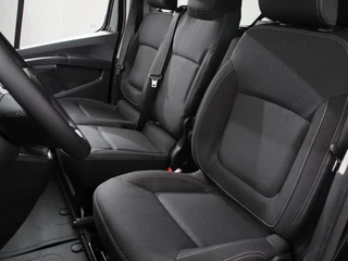 Renault Trafic Renault Trafic 2.0 Blue dC1 150 EDC T29 L2H1 Extra Dubbele Cabine  | Navigatie | Airco | Lichtmetalen velgen | Betimmering | Trekhaak | Camera | Parkeer sensoren | Dab - afbeelding nr 12