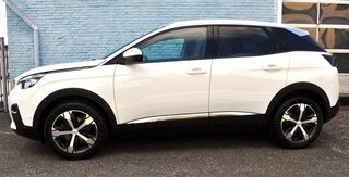Peugeot 3008 Peugeot 3008 1.2 Allure buss. Autom Gripcontrol, navi, ind tel lader - afbeelding nr 2