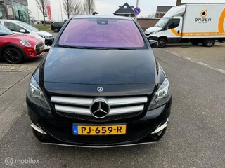 Mercedes-Benz B-Klasse Mercedes B-klasse 250 e Business Solution Automaat , Hoge instap , circa 220km bereik , Navigatie , Camera achter , Parkeerhulp Voor & Achter , Hoge instap , - afbeelding nr 9