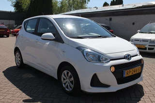 Hyundai i10 Hyundai i10 1.0i Comfort, airco, cruise control. - afbeelding nr 3