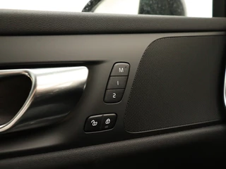 Volvo V60 Volvo V60 T6 PLUG-IN HYBRID LONG RANGE PLUS DARK 360GR CAM ACC BLIS HEAD-U - afbeelding nr 18