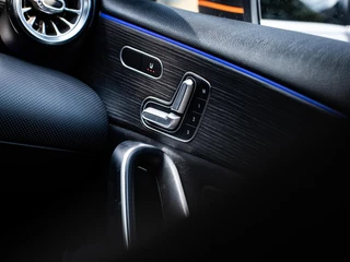 Mercedes-Benz A-Klasse Mercedes A-klasse A200 AMG|PANO|BURMESTER|CAMERA|18'|CARPLAY - afbeelding nr 14