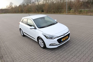 Hyundai i20 Hyundai i20 1.0 T-GDI airco navigatie cruise control dab+ bluetooth camera pdc trekhaak 5-deurs dimmende spiegel - afbeelding nr 17