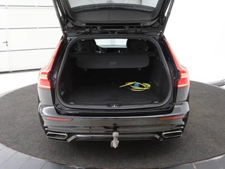 Volvo V60 Volvo V60 2.0 T8 Recharge AWD R-Design | Trekhaak |  Stoelverwarming | Camera | Harman/Kardon | Adaptive cruise | Memory | Carplay | Navigatie | 19'' lichtmetalen velgen - afbeelding nr 30