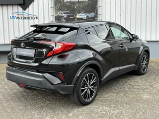 Toyota C-HR Toyota C-HR 1.8 Hybrid Executive | 1e eig. | Leder | Navi | Dodehoek - afbeelding nr 2