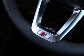 Audi Q8 Audi Q8 60 TFSI e quattro Pro Line S Competition | Panoramadak | Massage | 23'' | Vierwielbesturing | Trekhaak | Koeling | OLED - afbeelding nr 36