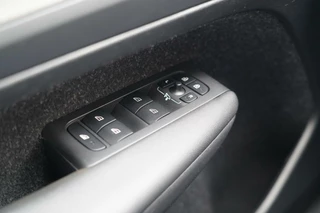 Volvo XC40 Volvo XC40 1.5 T5 Recharge Inscription - Dealer onderhouden - Panoramisch schuif/kanteldak - Stoel en stuurwielverwarming - Harman Kardon - Elektrisch verstelbare stoelen - Adaptieve cruise control i.c.m. BLIS - 360 graden camera - - afbeelding nr 30