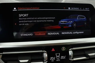BMW 3 Serie BMW 3-serie 330e eDrive Edition | Adaptive cruise | Leder |  Stoelverwarming | Harman/Kardon | Keyless | Carplay | Live Cockpit | Navigatie | Full LED | Achterbankverwarming - afbeelding nr 18