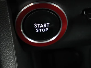 Renault Clio Renault Clio 0.9 TCe Limited | Trekhaak | Navigatie |  Bluetooth | Cruise control | Parkeerhulp | LED | Airco | DAB - afbeelding nr 24