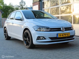 Volkswagen Polo Volkswagen Polo 1.0 TSI Highline/Automaat/virtueel/carplay/pdc/nav/17