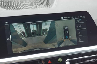 BMW 3 Serie BMW 3 Serie 330e Touring M Sport / Panodak / Leer / Trekhaak / Head-up/ Laser/Harman Kardon - afbeelding nr 14