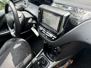 Peugeot 2008 Peugeot 2008 1.2 PureT. Blue Lion airco navi pano - afbeelding nr 16