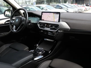 BMW X3 BMW X3 xDrive30e I Leder I Trekhaak I Navi I Dodehoekdetectie - afbeelding nr 3