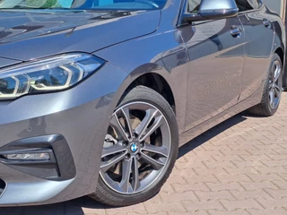 BMW 2 Serie | M-Pakket | Leder | Stoelverw. | Camera | Gr Navi | Sportinterieur | - afbeelding nr 35