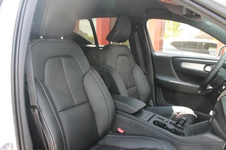 Volvo XC40 Volvo XC40 T2 Essential | Parkeercamera | Stoelverwarming | Leder | Pilot Assist | BLIS | Keyless - afbeelding nr 26