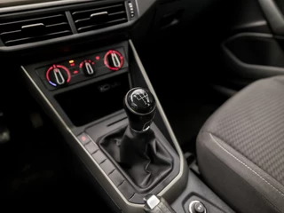 Volkswagen Polo Volkswagen Polo 1.0 Sportline (APPLE CARPLAY, CRUISE, ARMSTEUN, SPORTSTOELEN, ELEK PAKKET, LED ACHTERLICHTEN, NIEUWE APK, NIEUWSTAAT) - afbeelding nr 10