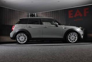 MINI Cooper Mini Mini 1.5 Cooper Chili 5 Deurs / AUT / Navi / Camera / Cruise Control / Open Pano / Led / Pdc / 17 Inch - afbeelding nr 31