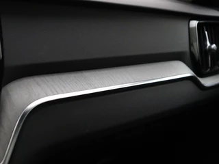 Volvo V60 Volvo V60 B3 AUT(8) INSCRIPTION SCHUIFDAK HARMAN KARDON ACC BLIS TREKHAAK - afbeelding nr 30