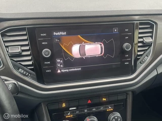 Volkswagen T-Roc Volkswagen T-Roc 1.0 TSI 116PK Style Business ACHTERUITRIJ CAMERA STOELVERWARMING CARPLAY NAVIGATIE AFNEEMBARE TREKHAAK!! - afbeelding nr 16