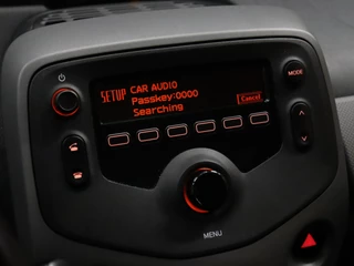 Peugeot 108 Peugeot 108 1.0 e-VTi Active [BLUETOOTH, RADIO, FLIPPERS, ELEK. RAMEN VOOR, AIRCO, NIEUWSTAAT] - afbeelding nr 14