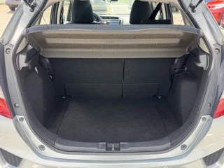 Honda Jazz Honda Jazz 1.3 i-VTEC Comfort Cruise control, Parkeersensoren V+A . All-in Rijklaarpijs - afbeelding nr 11