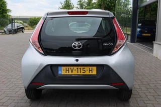 Toyota Aygo Toyota Aygo 1.0 VVT-I X-Now 5drs. Airco, LIM Cruise - afbeelding nr 16