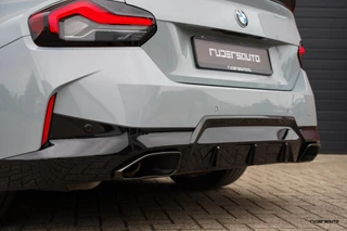 BMW 2 Serie BMW 2-serie Coupé M240i xDrive | Schuifdak | M-sportstoelen | M Perf | HUD | Active cruise | Eibach | Rijdersauto Edition - afbeelding nr 8