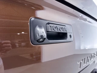 Toyota Tundra Toyota Tundra 5.7 V8 Double Cab 4x4 LPG 1974-Edition Leder JBL Stoel ventilatie/ verwarming Schuif/kantel dak Blind spot Camera 3500kg trekhaak - afbeelding nr 31