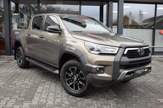 Toyota Hilux 2.8 D-4D DUBBEL CABIN 48V HYBRIDE INVINCIBLE A/T 4WD